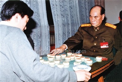 中央军委原副主席许其亮逝世后的缅怀与纪念方案